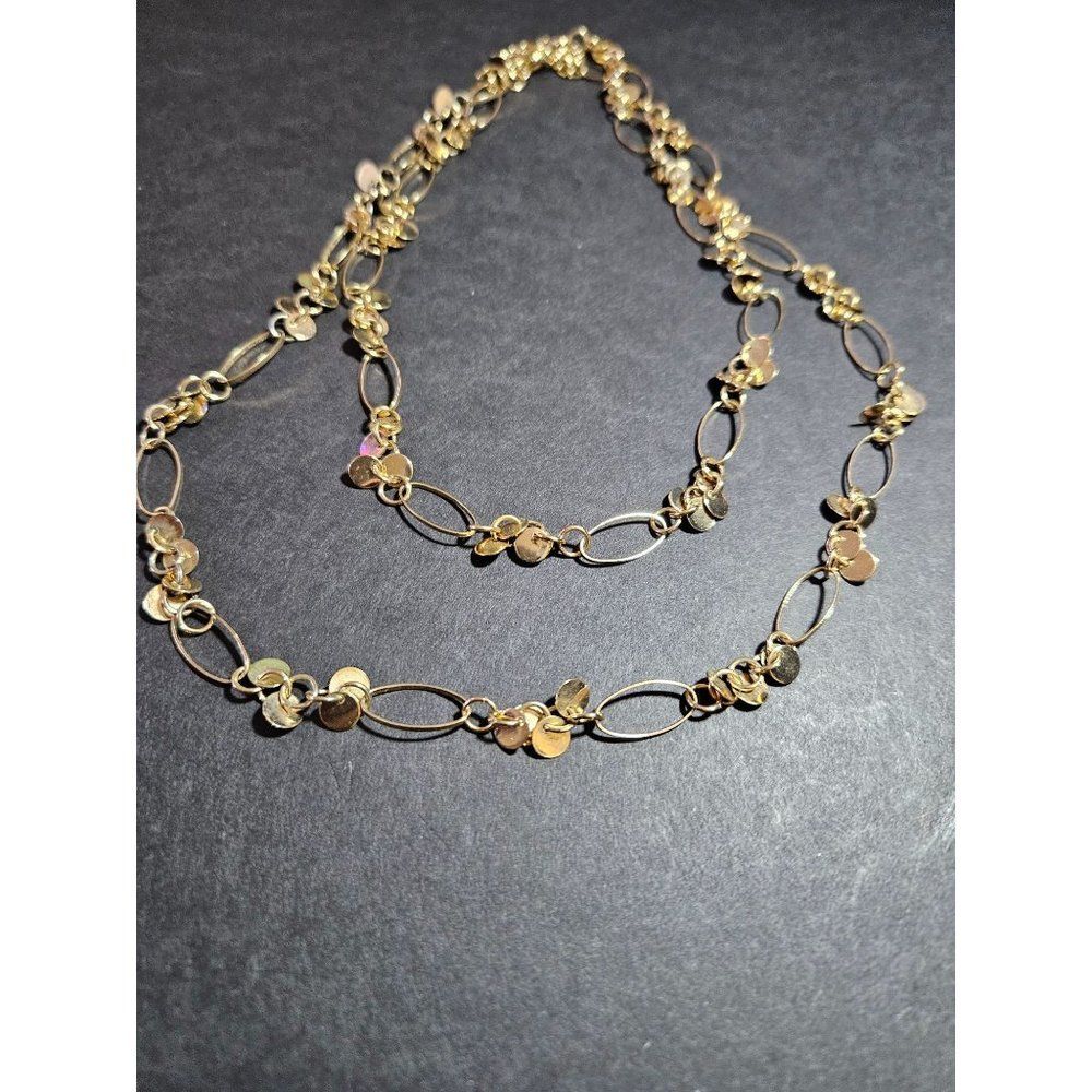 **Last Chance!! Final Sale** Gold tone loooooong necklace